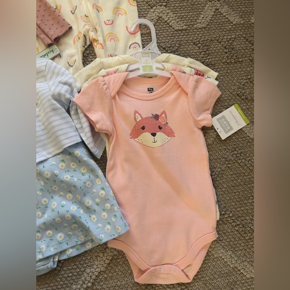 NWT baby girl clothes. No marks or stains. 6-9m or 6m clothes. - Picture 4 of 10